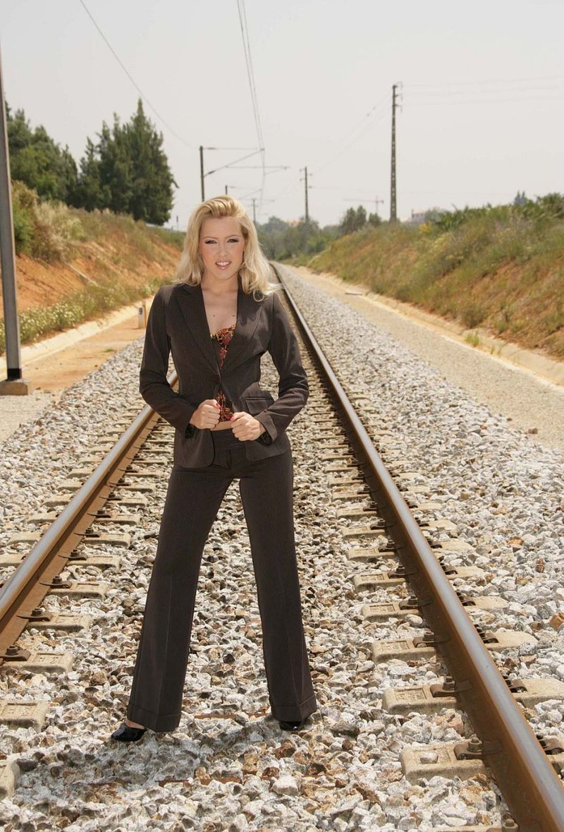 Ангелина, 44